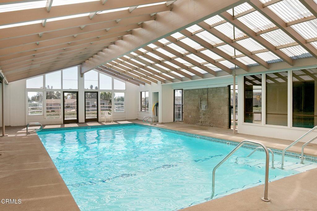 20 Poinsettia Gardens 20