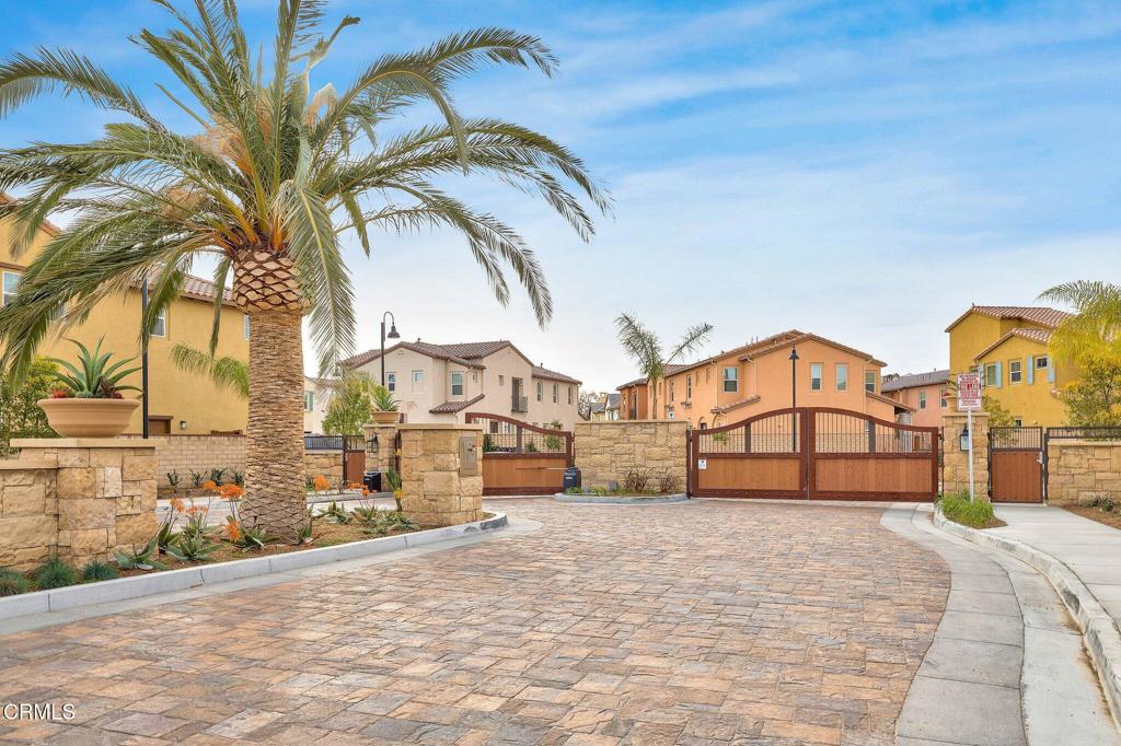 2339 Nicklaus Street