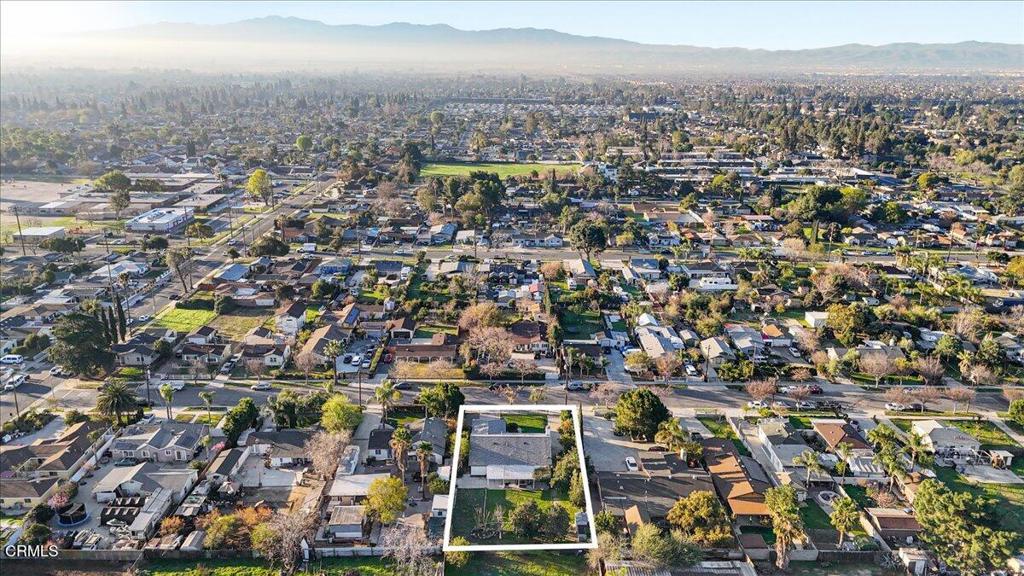 321 E Maple Street E