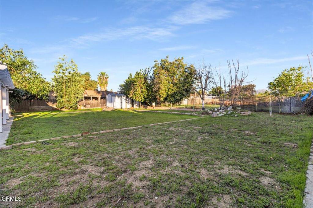 321 E Maple Street E