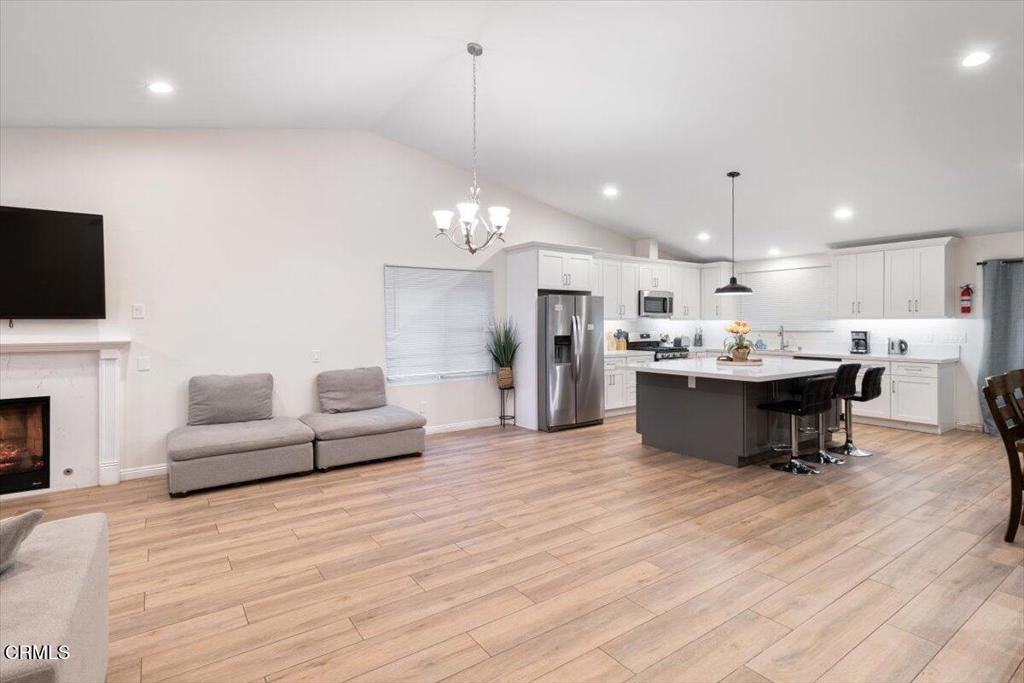 321 E Maple Street E