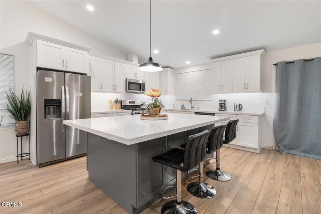 321 E Maple Street E