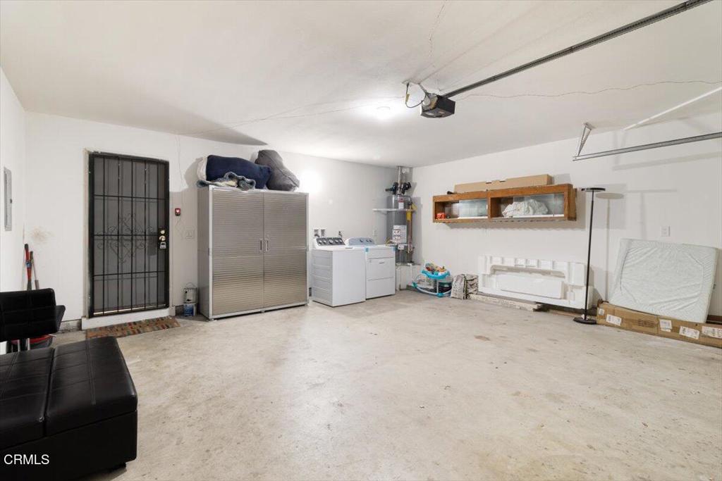 321 E Maple Street E