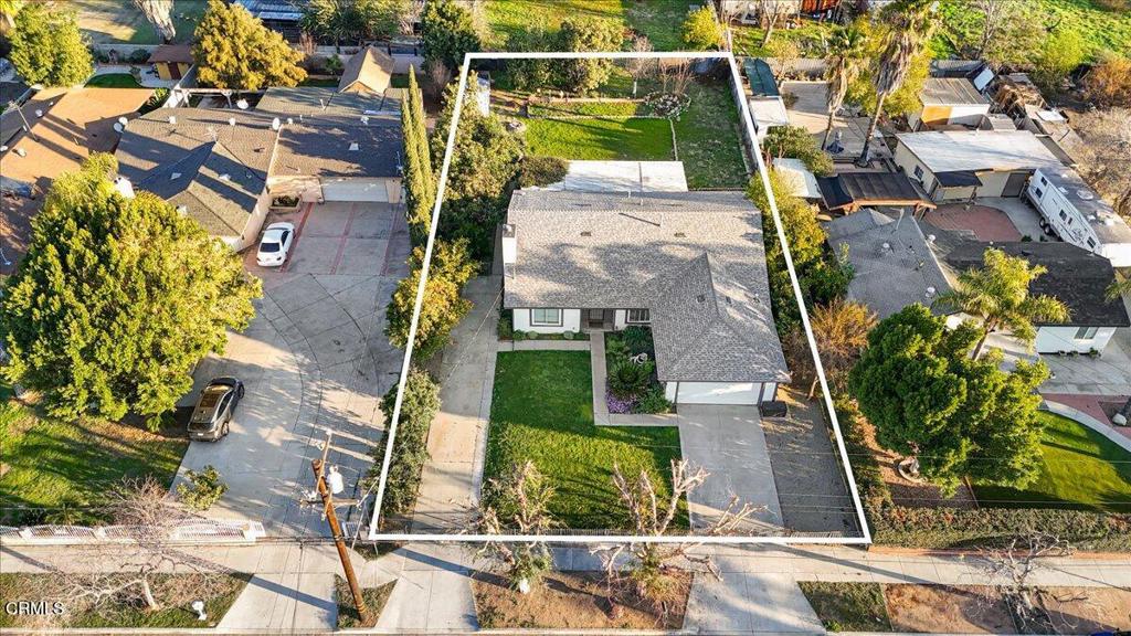 321 E Maple Street E