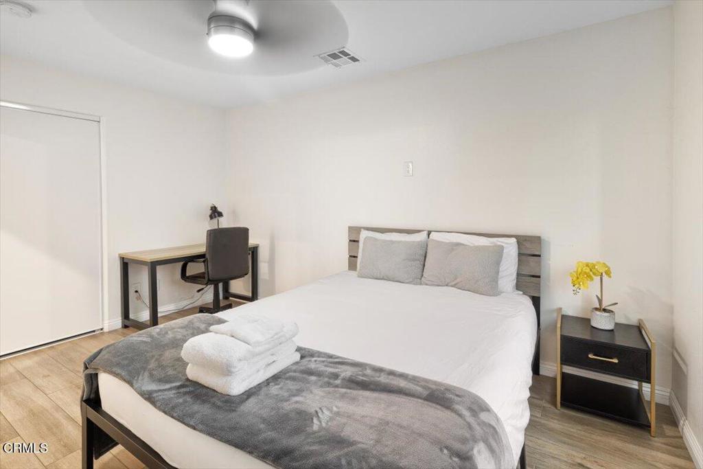 321 E Maple Street E