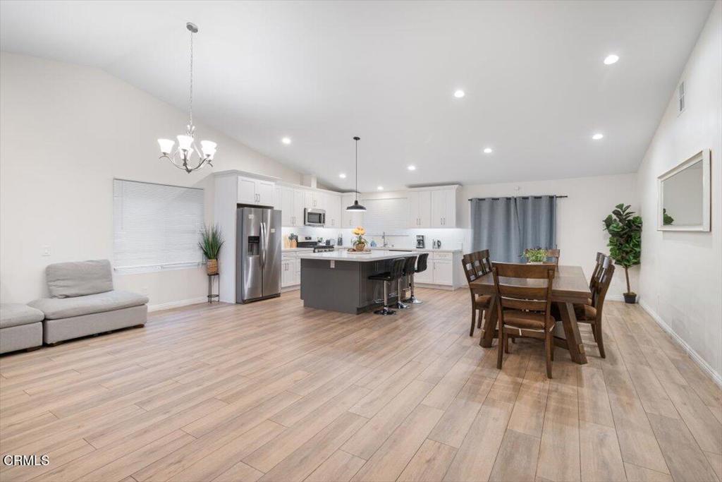 321 E Maple Street E