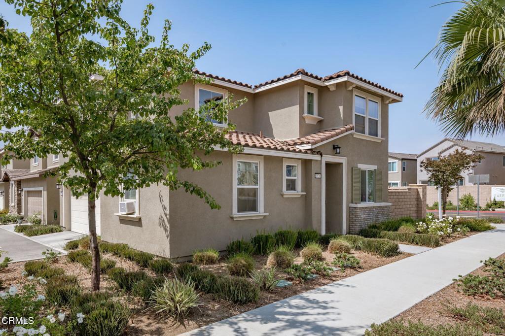 1926 S Pump House Lane