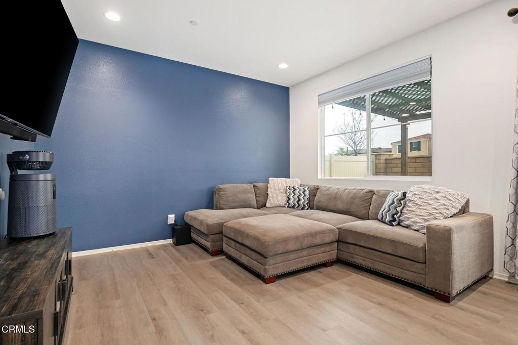 1926 S Pump House Lane