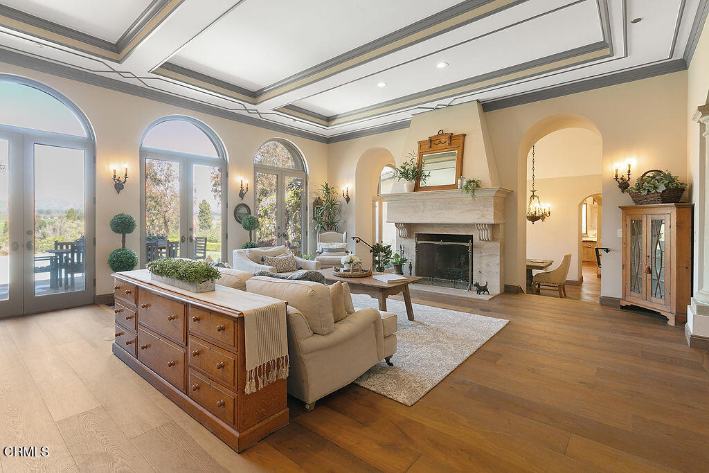 3323 Calle De Debesa
