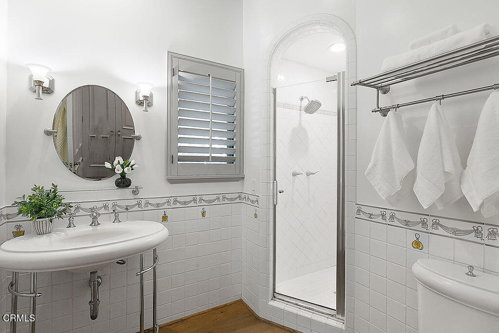 3323 Calle De Debesa