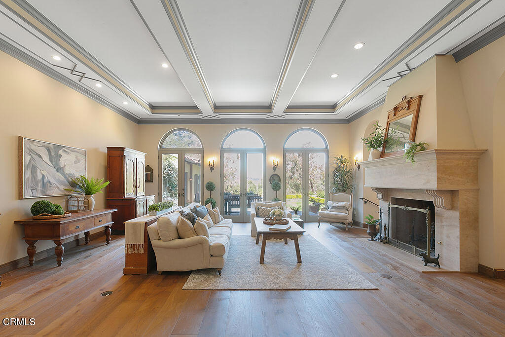 3323 Calle De Debesa