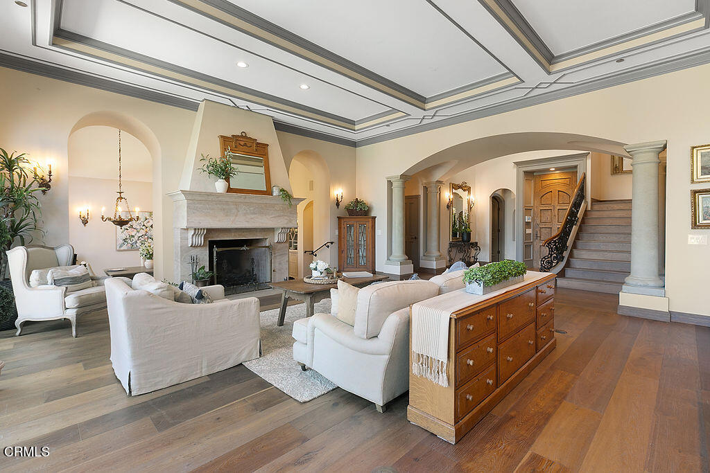 3323 Calle De Debesa