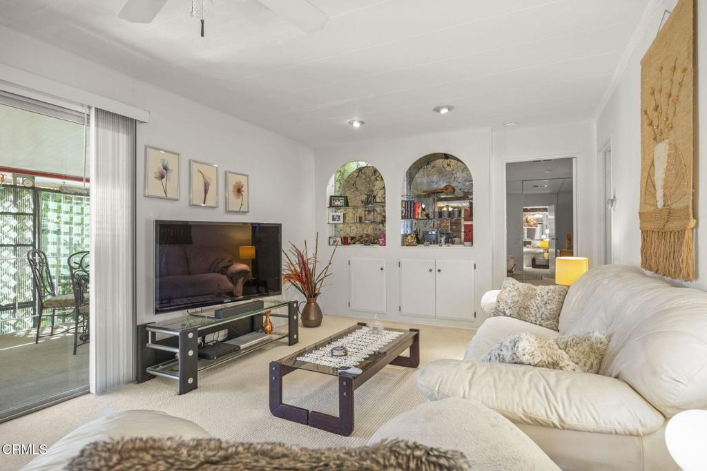 250 E Telegraph Road 83