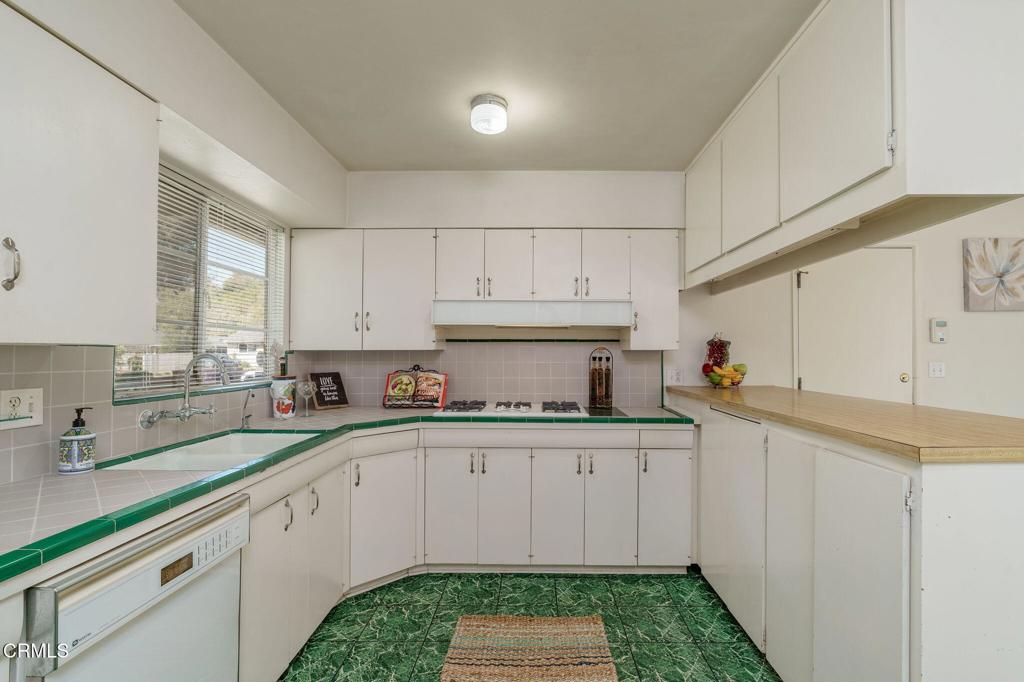 5506 Hollings Street