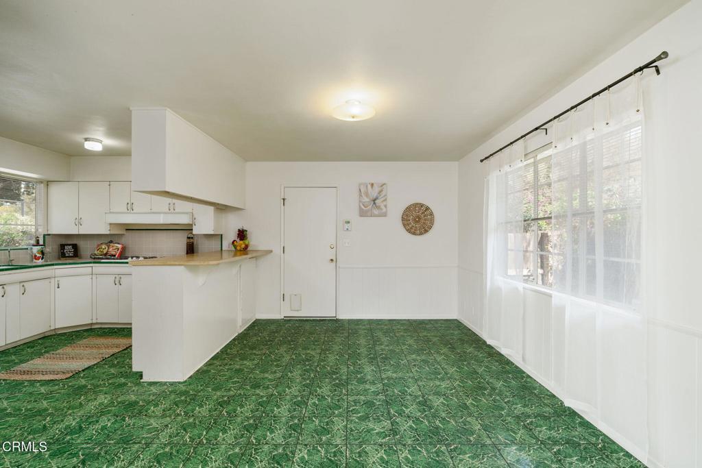 5506 Hollings Street