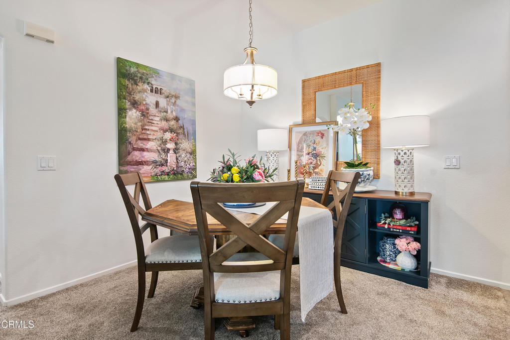 83 W Shoshone Street