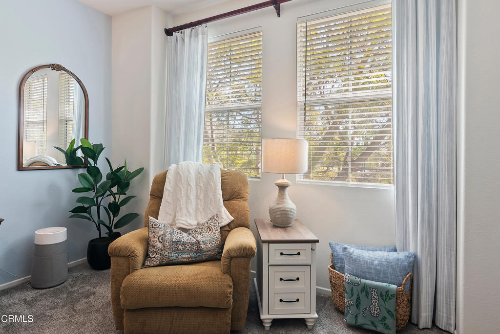 83 W Shoshone Street