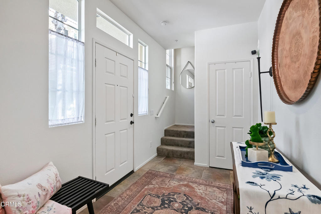 83 W Shoshone Street