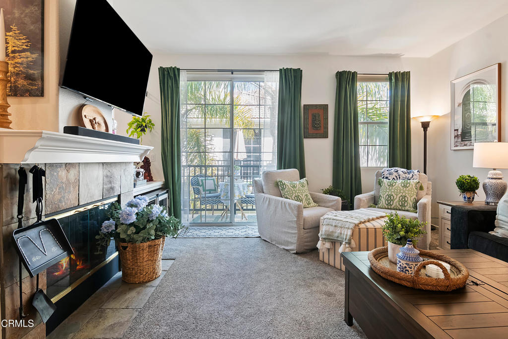 83 W Shoshone Street