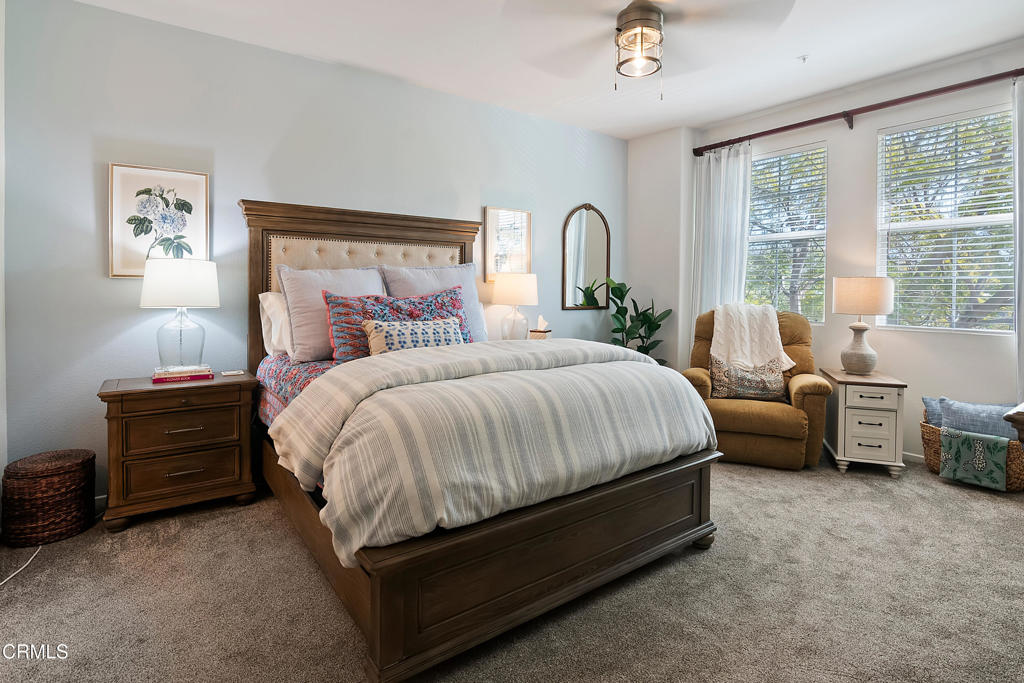 83 W Shoshone Street