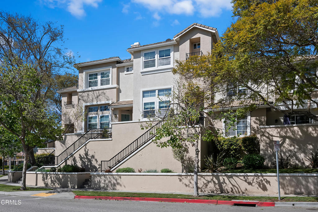 83 W Shoshone Street