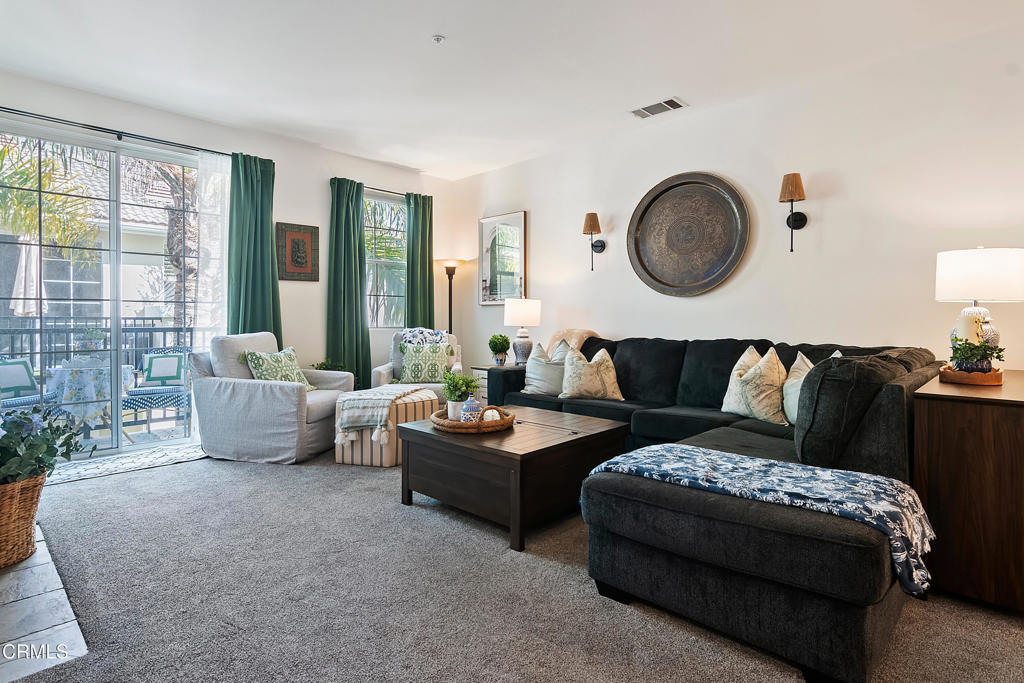 83 W Shoshone Street