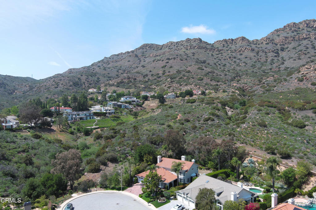 1480 Forest Knoll Drive