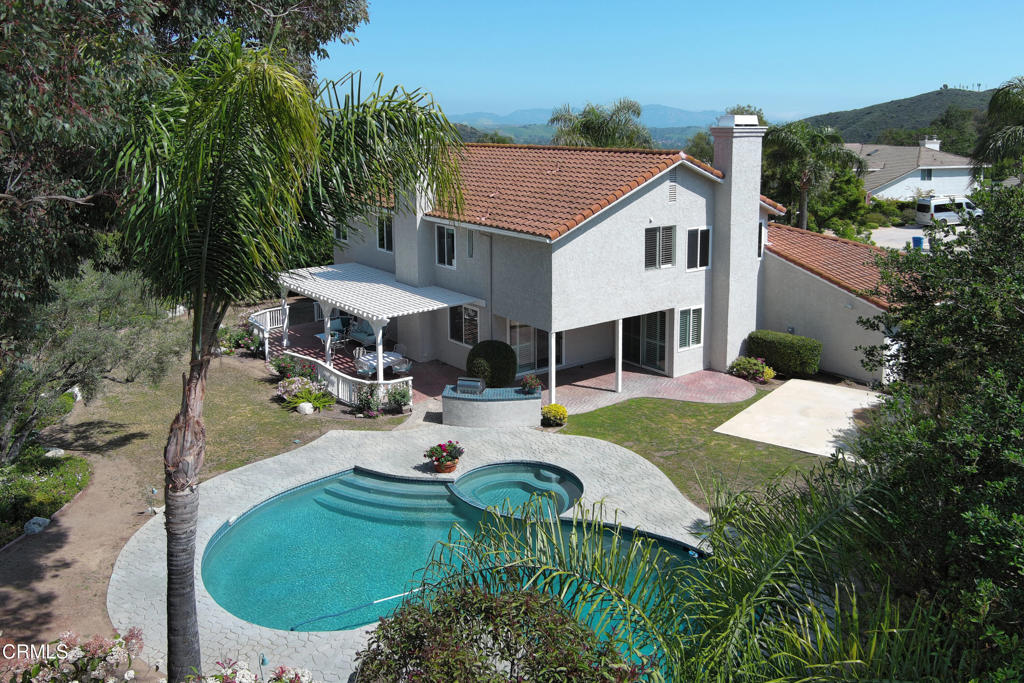 1480 Forest Knoll Drive
