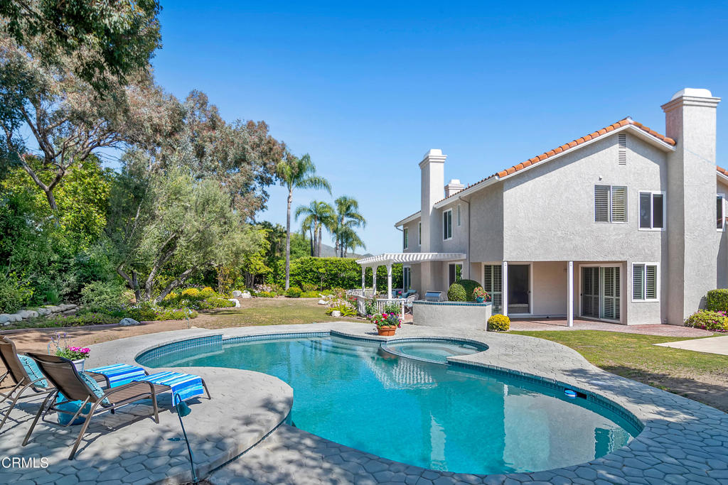 1480 Forest Knoll Drive