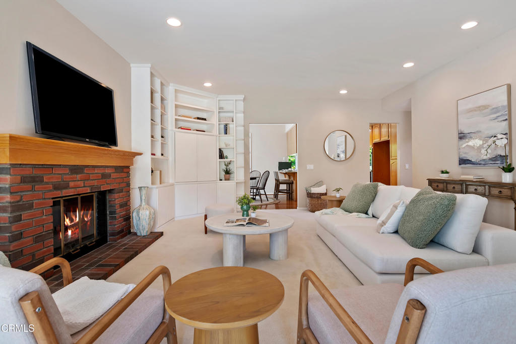 1480 Forest Knoll Drive