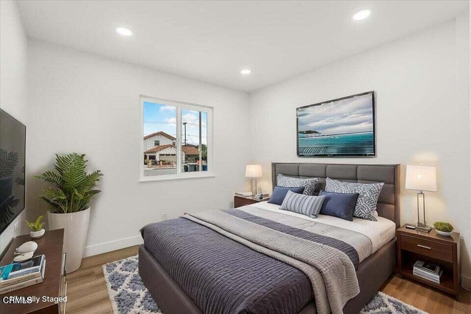 430 La Canada Avenue