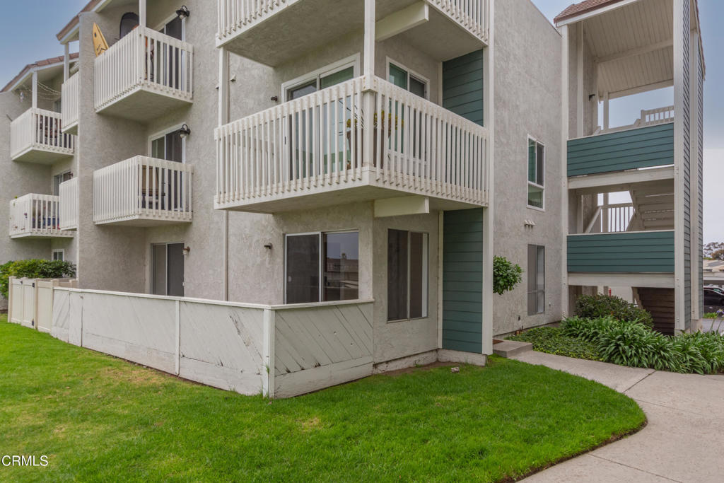 267 S Ventura Road 274