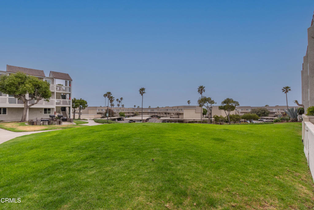 267 S Ventura Road 274