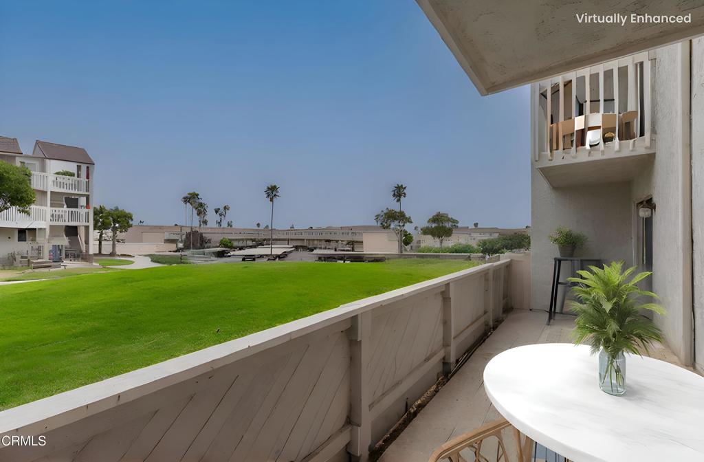 267 S Ventura Road 274