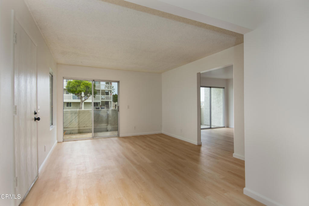 267 S Ventura Road 274