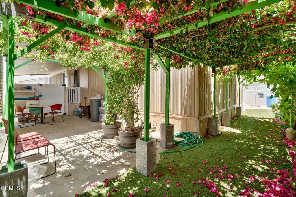 360 Lowell Place 186