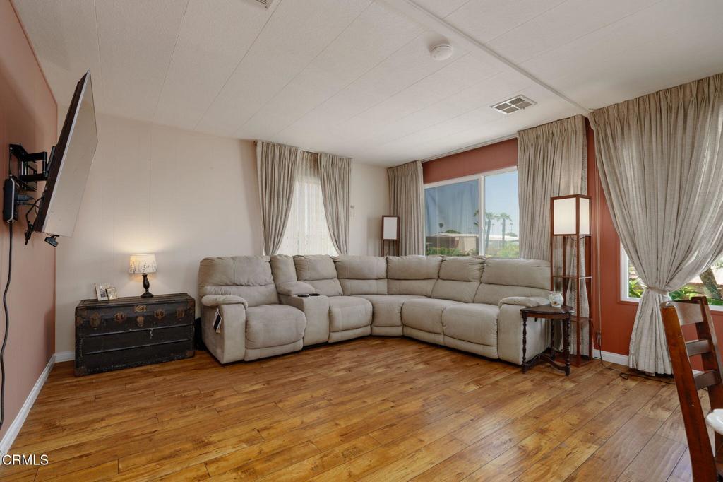 360 Lowell Place 186