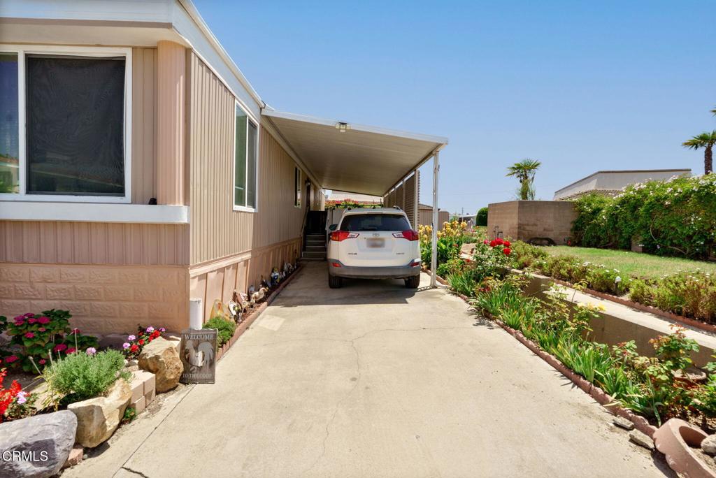 360 Lowell Place 186