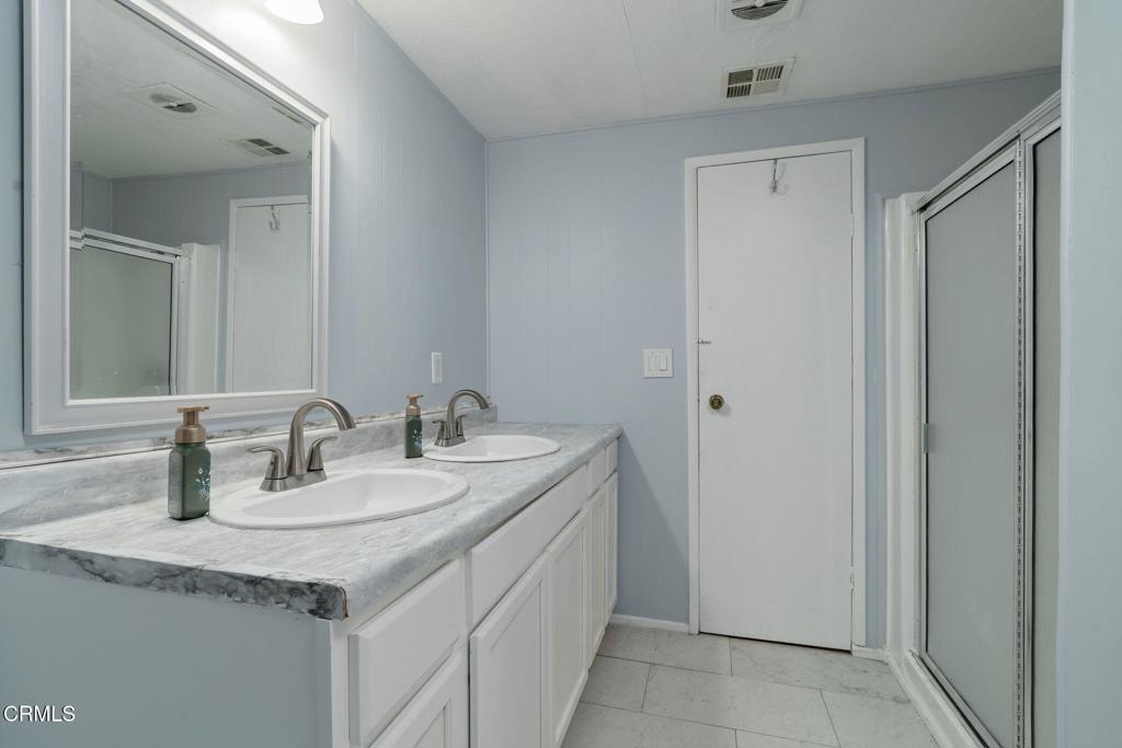 360 Lowell Place 186