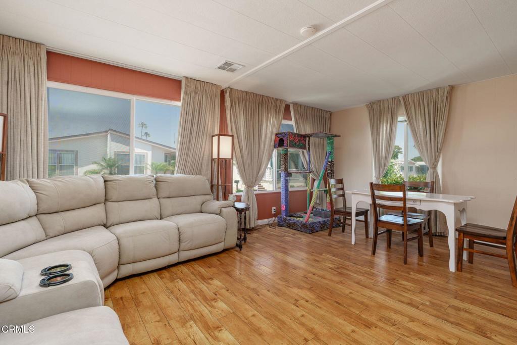 360 Lowell Place 186