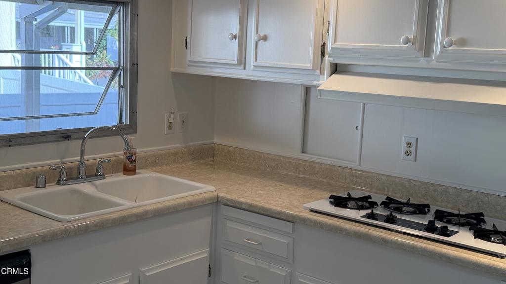 48 Whitman Court 48