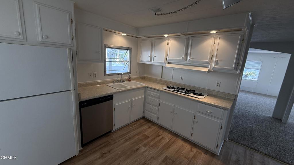 48 Whitman Court 48
