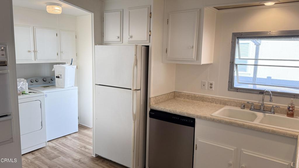 48 Whitman Court 48