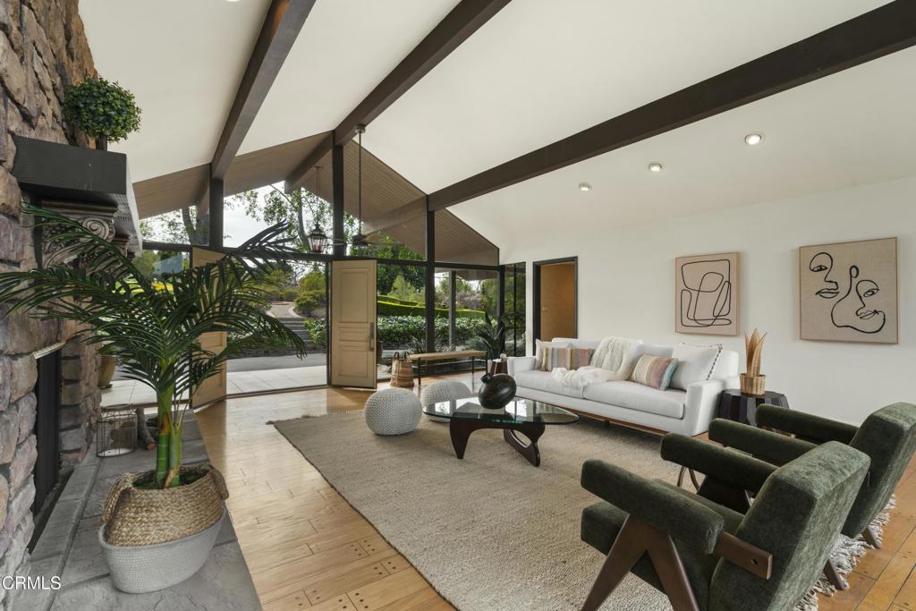 230 Avocado Place