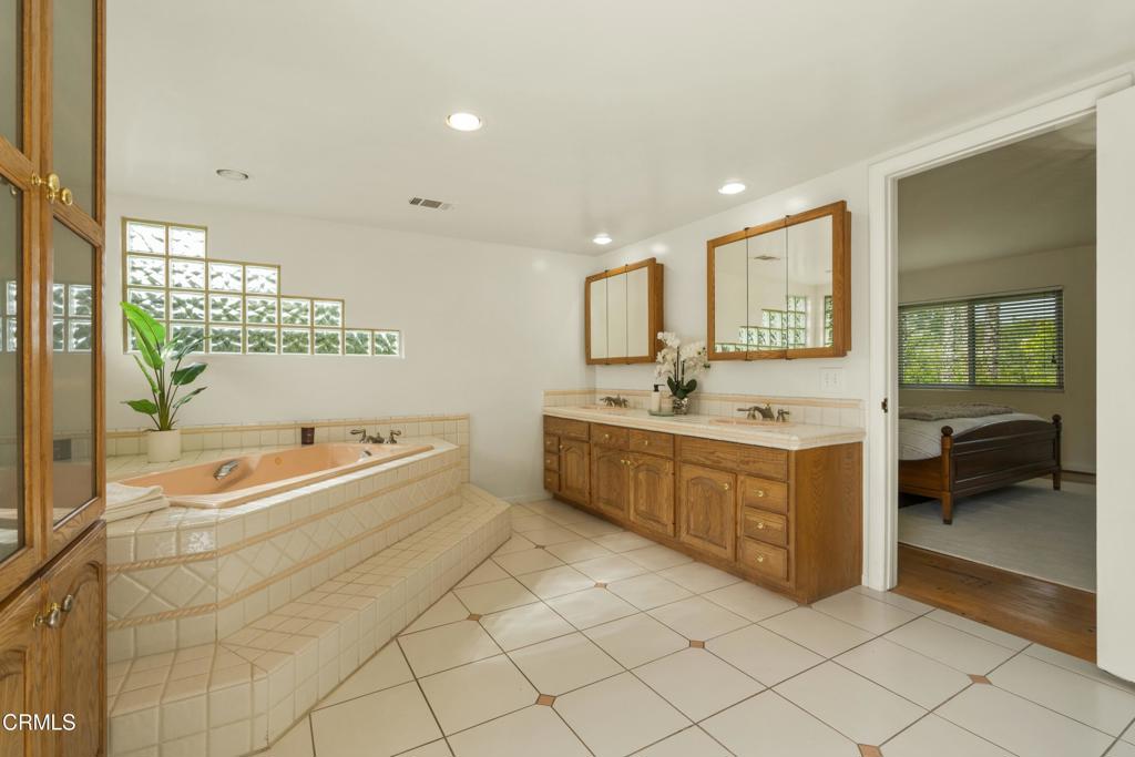 230 Avocado Place