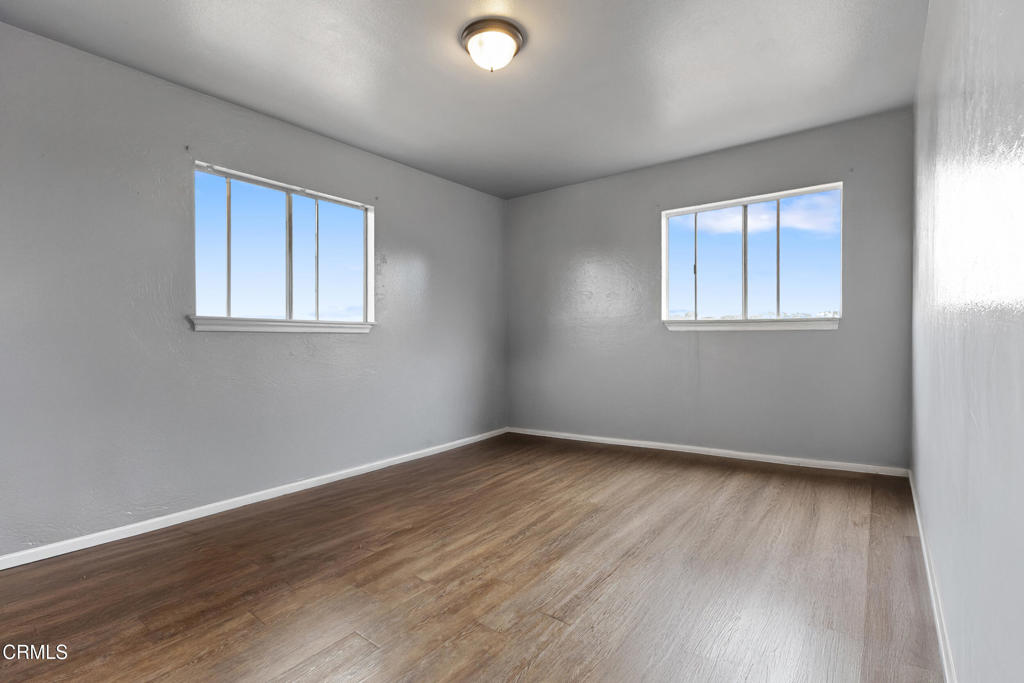 1515 N 6th Place