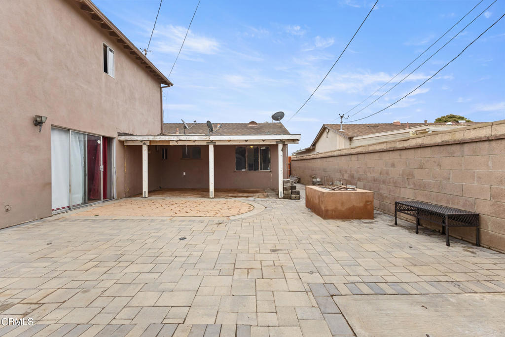1515 N 6th Place