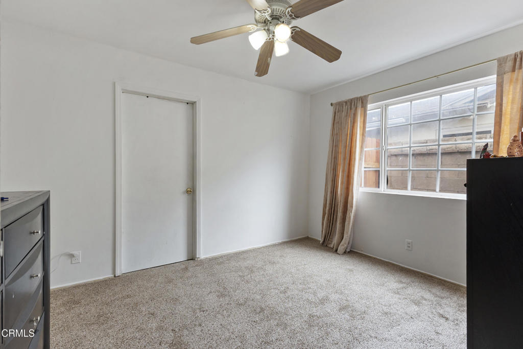 1515 N 6th Place