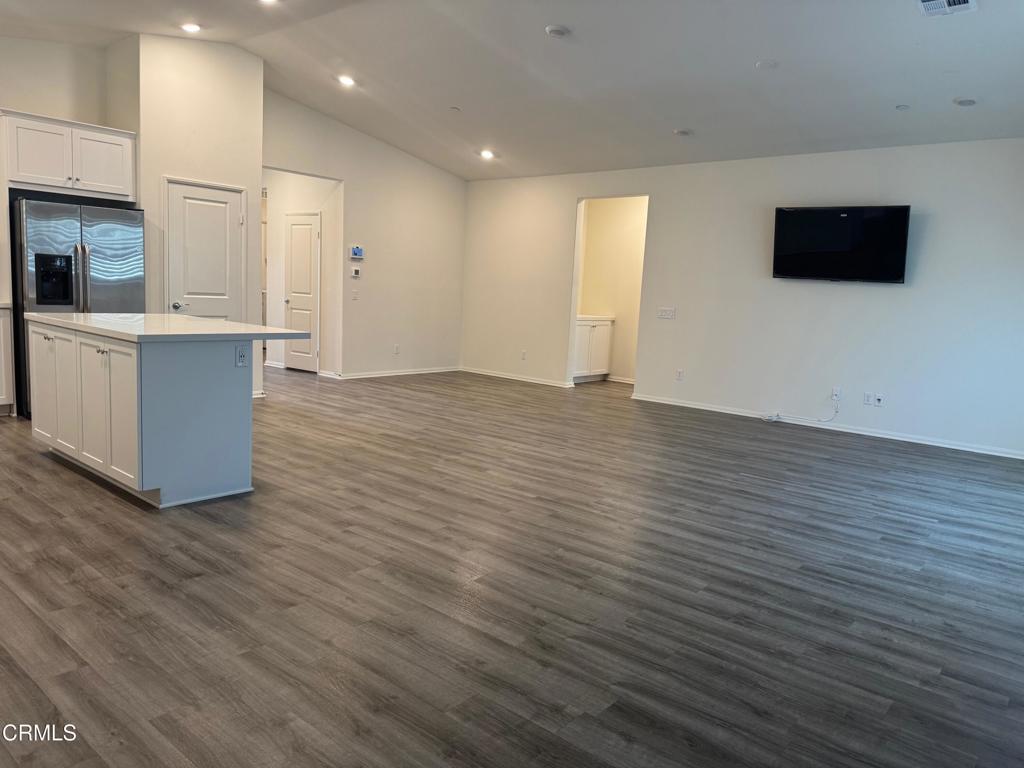 4251 Avenue J-3