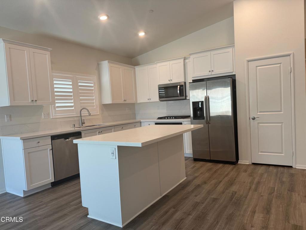4251 Avenue J-3